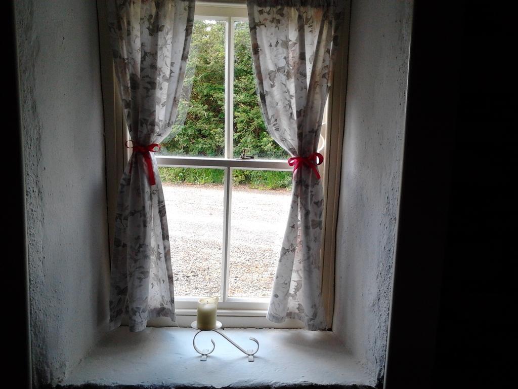 Westland Traditional Cottage Dated 1700'S Ardea Стая снимка